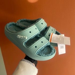 NWT classic cozzzy sandal crocs